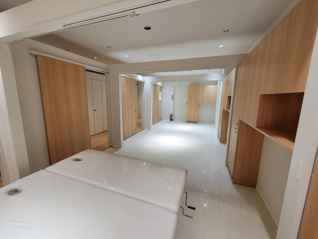 米新ビル