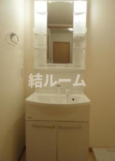 練馬区氷川台３丁目のアパートの洗面所