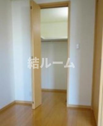 練馬区氷川台３丁目のアパートの収納