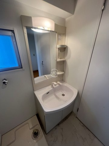 ハートフルレジデンス玉造の独立洗面台|ハートフルレジデンス玉造　独立洗面台