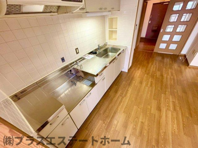 【キッチン】 | ヴィラナリー長田