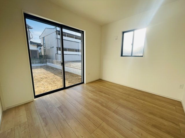 【洋室】 | 比企郡嵐山町15期　Zut PLUS　新築戸建　　全2棟　2号棟