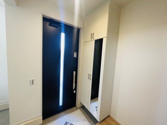 【玄関】 | 比企郡嵐山町15期　Zut PLUS　新築戸建　　全2棟　2号棟