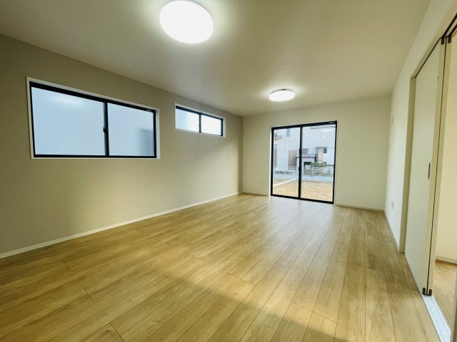 【居間・リビング】 | 比企郡嵐山町15期　Zut PLUS　新築戸建　　全2棟　2号棟