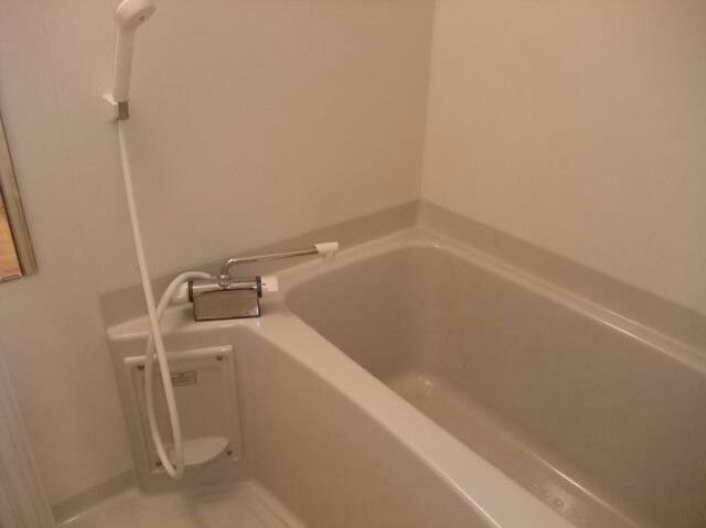 ブランシェ哲学堂通りの浴室