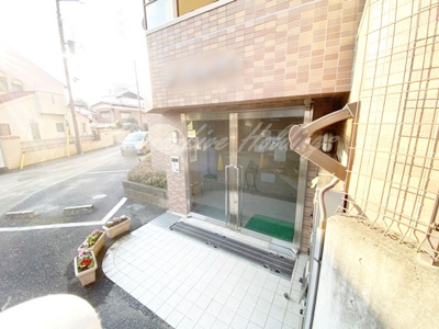 【エントランス】 | ラ・ベルヴィ