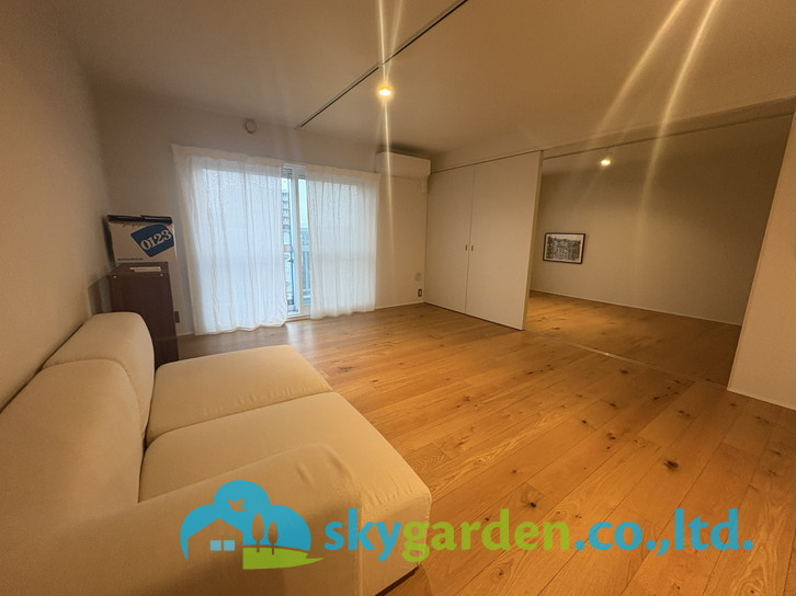 湘南ライフタウン駒寄第二住宅４６号棟の居間・リビング