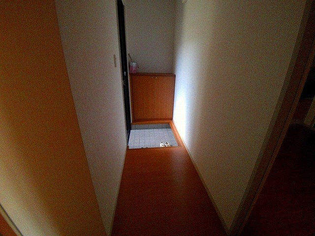 エクセレント西明石の玄関