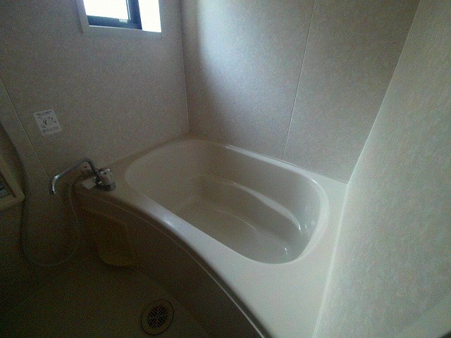 エクセレント西明石の浴室