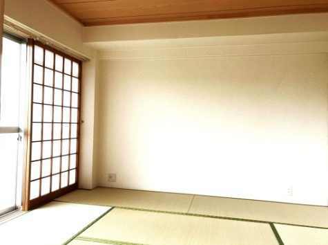 グランパレ舞子の和室