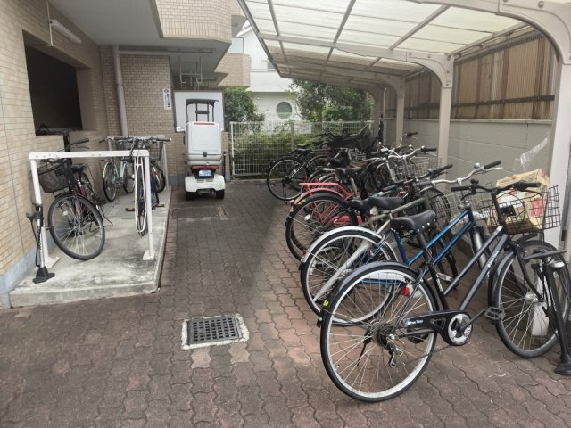 扶桑ハイツ南浦和の駐輪場