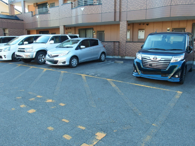 アメニティーBの駐車場