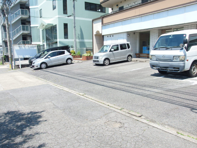 マイタウン庄司田の駐車場