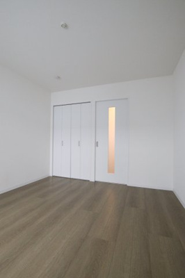 【洋室】 | Raffine SAKAI(ラフィネサカイ)