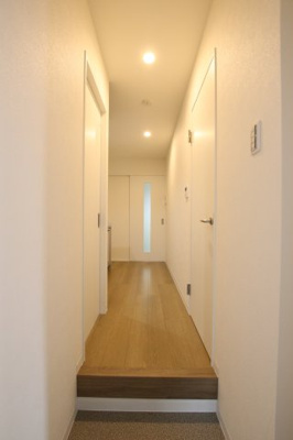 【玄関】 | Raffine SAKAI(ラフィネサカイ)