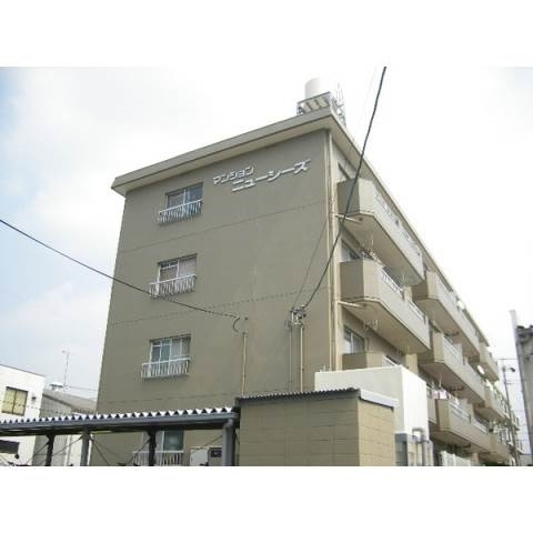 マンションニューシーズの外観