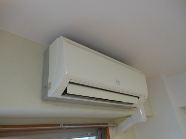 リヴィエール新の設備|エアコン