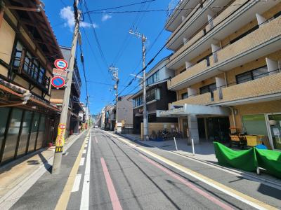 DETOM-1烏丸二条（デトムワン烏丸二条）の周辺|前面道路