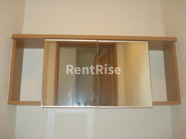 サンピア幸のトイレ|トイレ棚(イメージ)