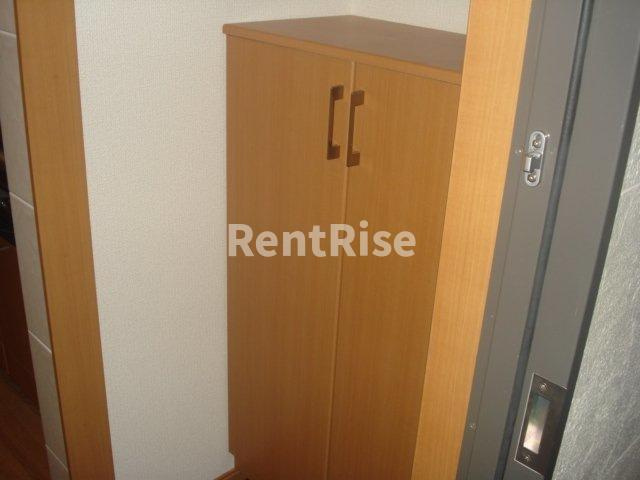 サンピア幸の居間・リビング|下駄箱(イメージ)