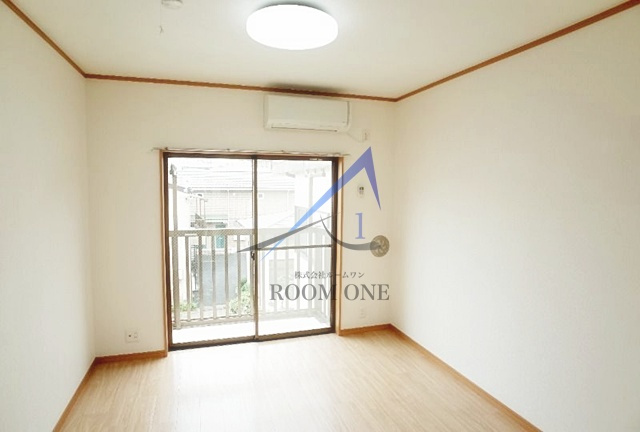 ラ・マイレ・アレイの居間・リビング|洋室のお部屋です。