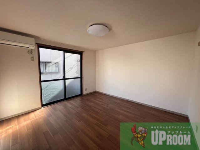 ファミール堀部Ⅲ A棟の居間・リビング