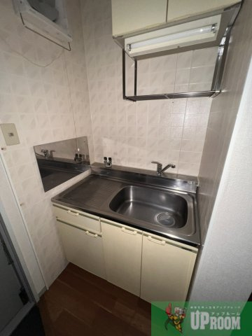 ファミール堀部Ⅲ A棟のキッチン