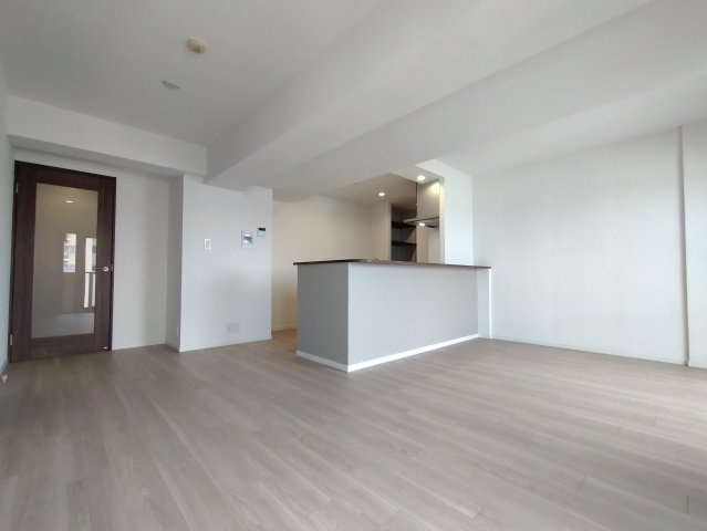 ライオンズマンション市川シティの居間・リビング|こちらの居間で趣味の時間をお楽しみください