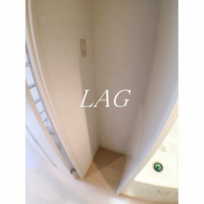 【設備】 | アーバンハイツ | 室内洗濯機置場です。