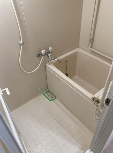 ルートホワイト２の浴室