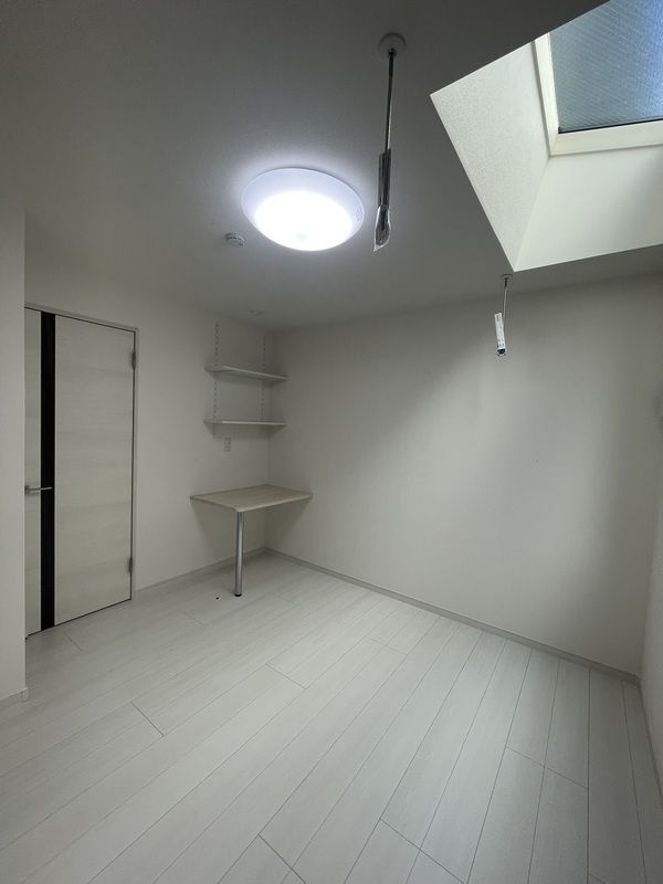 フローラメゾン北大塚の洋室