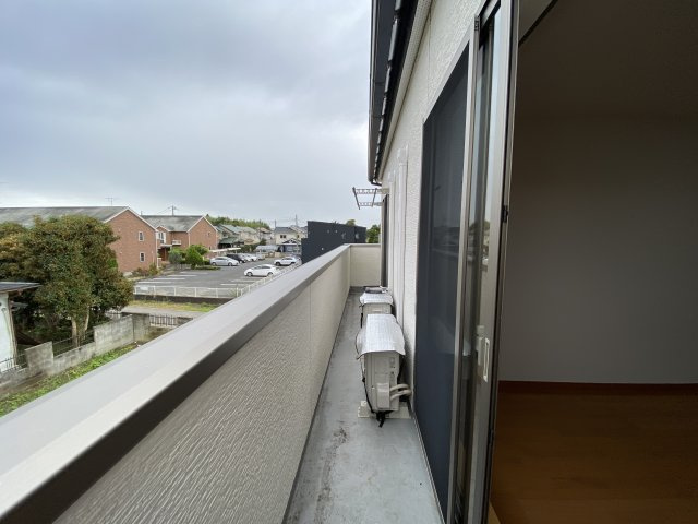北之幸谷中古住宅のバルコニー