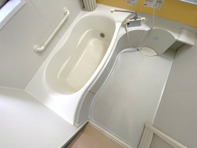 北之幸谷中古住宅の浴室