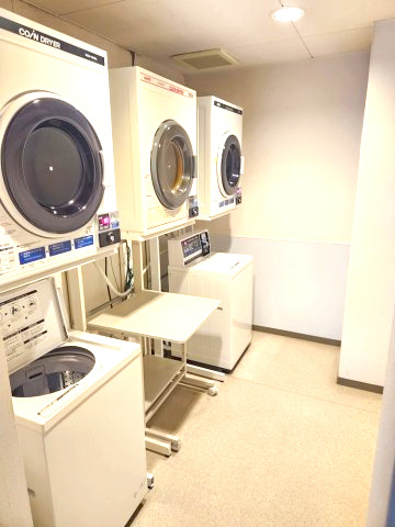 カネボウ琵琶湖アーバンプラザ３階のランドリースペース