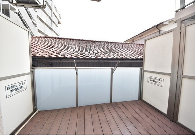 ラスパシオ三軒茶屋のバルコニー