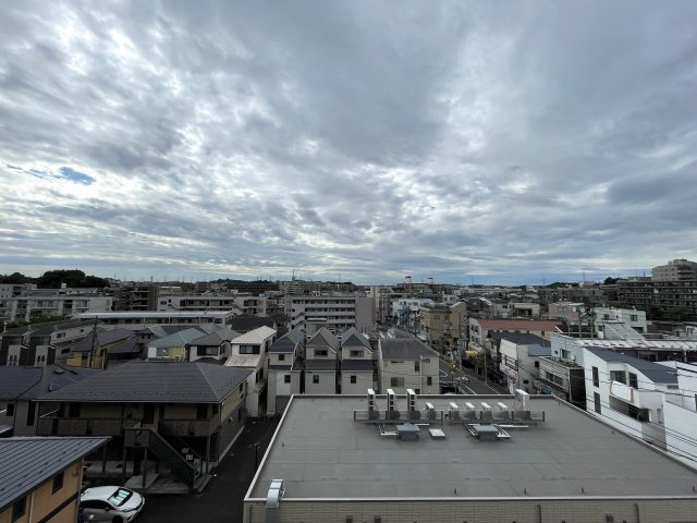 新旧のコントラスト！こんだけ変われる室内の変化は驚き！【綱島住宅】リノベーションの展望