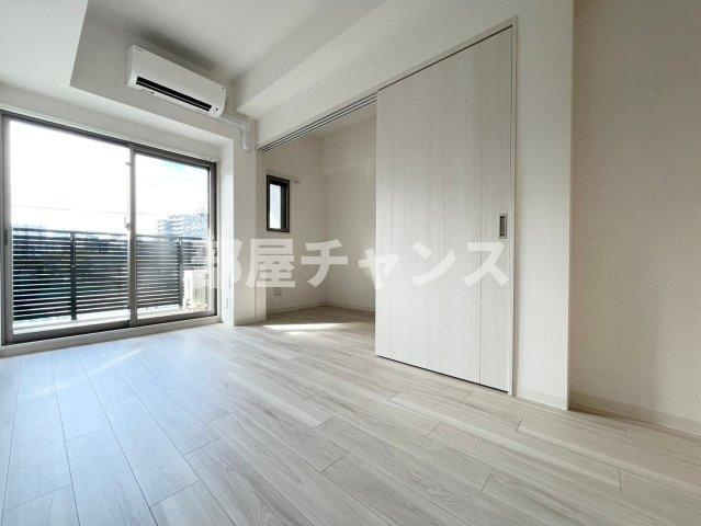 アドバンス名古屋ブランシュの居間・リビング