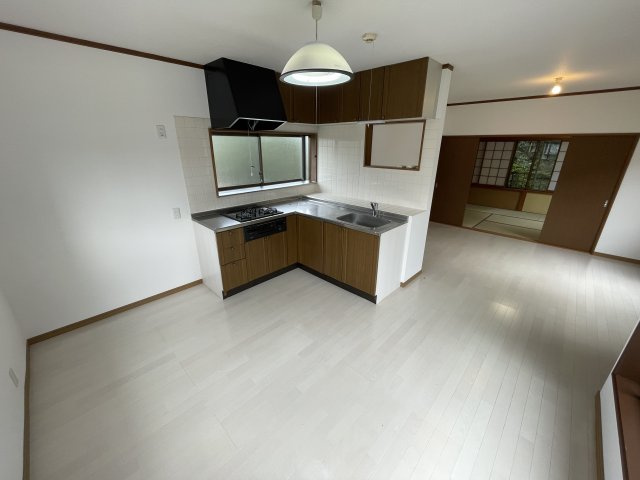 大網白里市木崎中古戸建の洋室