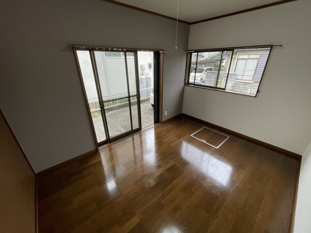 大網白里市木崎中古戸建の洋室