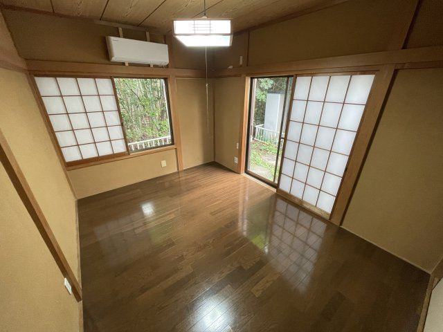 大網白里市木崎中古戸建の洋室