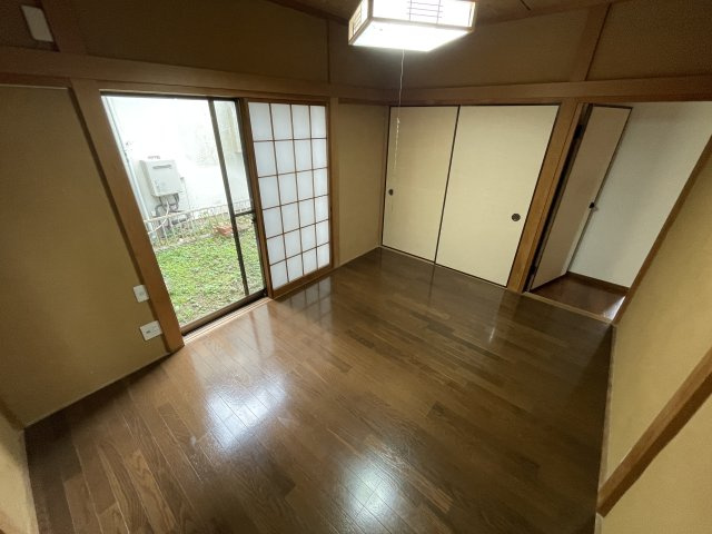 大網白里市木崎中古戸建の洋室