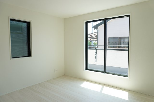 越谷市東越谷6丁目 新築分譲住宅の洋室|7.25帖