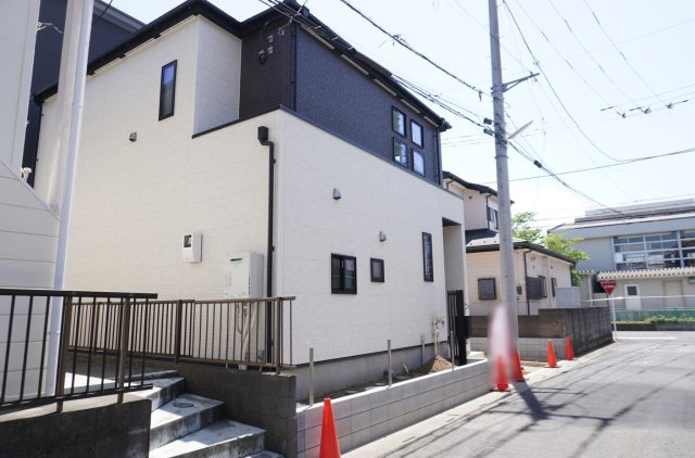 越谷市東越谷6丁目 新築分譲住宅の外観