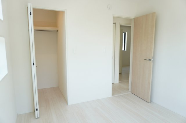 越谷市東越谷6丁目 新築分譲住宅の収納|ウォークインクローゼット