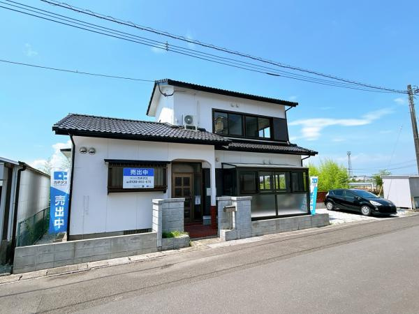 佐土原町上田島　中古戸建の前面道路含む現地写真