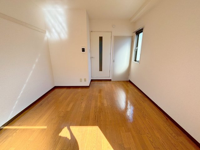 メゾン・ラフィネの居間・リビング