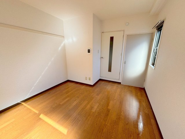 メゾン・ラフィネの洋室