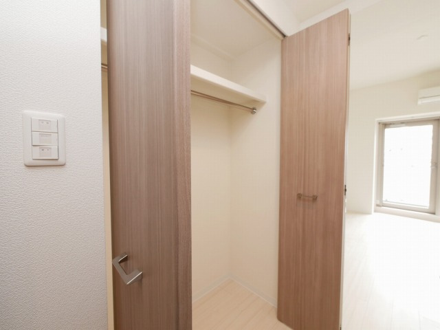 エスリード中之島クロスゲートの収納