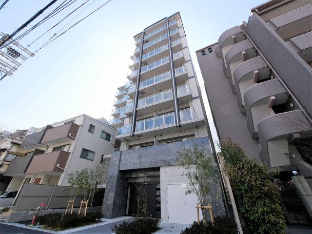 エスリード中之島クロスゲートの外観