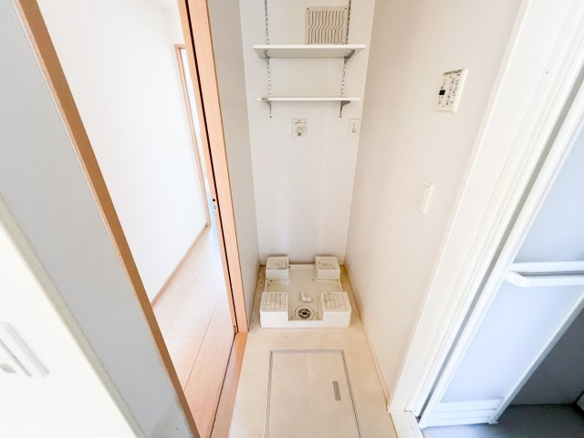 福井ガーデンハイツ B棟の洗面所